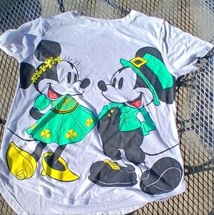 NWOT Disney Mickey And Minnie Mouse St. Patrick's Day Large T-shirt